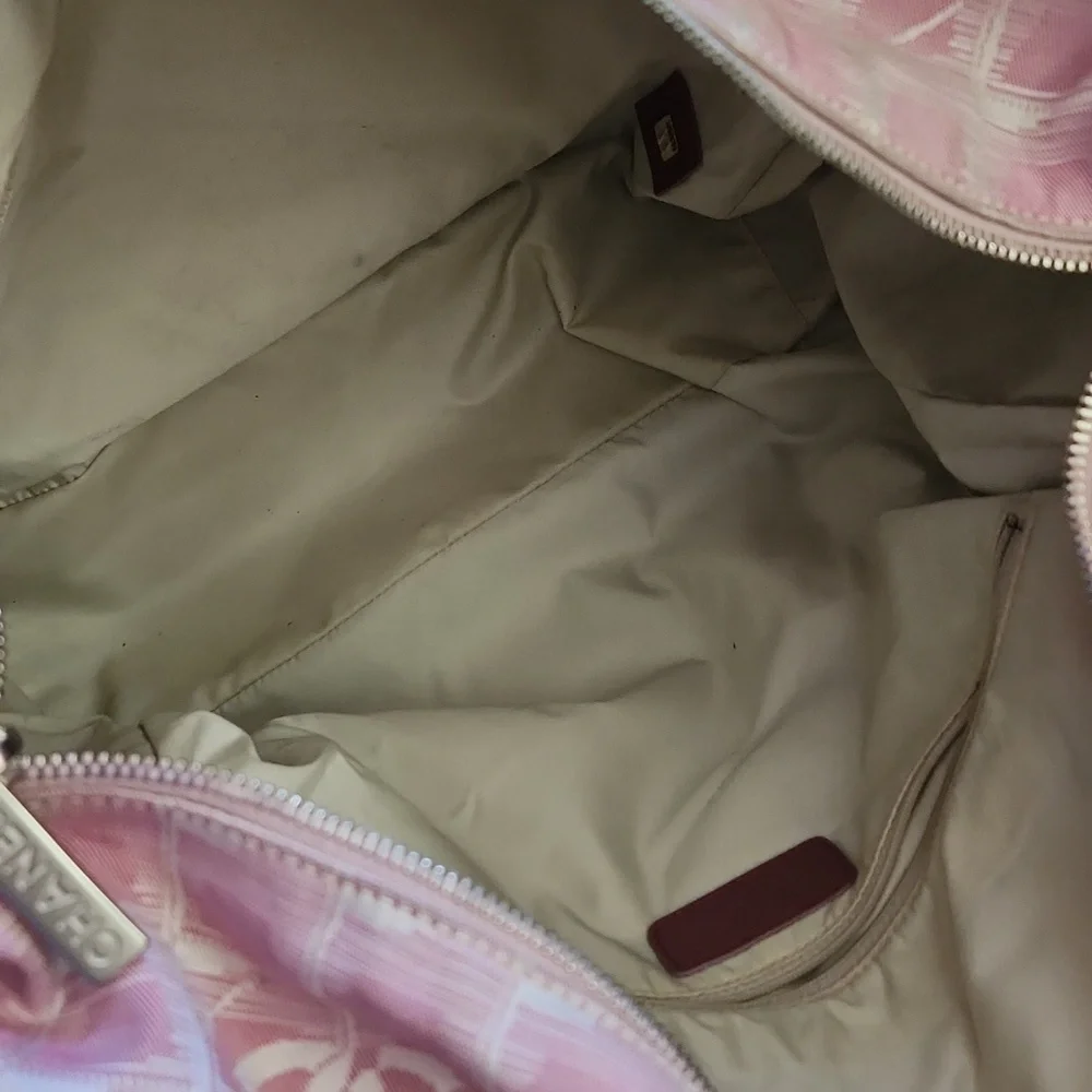 Chanel Tote Bag - Picture 5 of 17